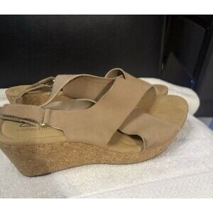 Clark's Women Annadel Eirwyn Wedge Sandal Size 12 (Fits 11 Well) , Sand Nubuck